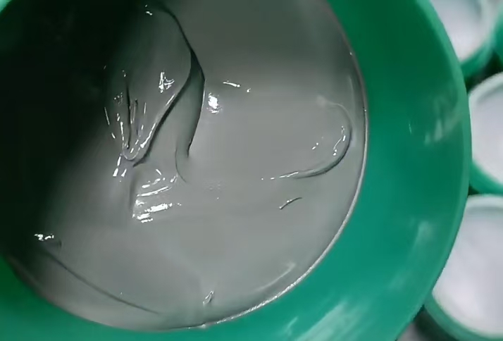 详解汽车电子专用锡膏 耐高温震动 焊接可靠性强(图1)